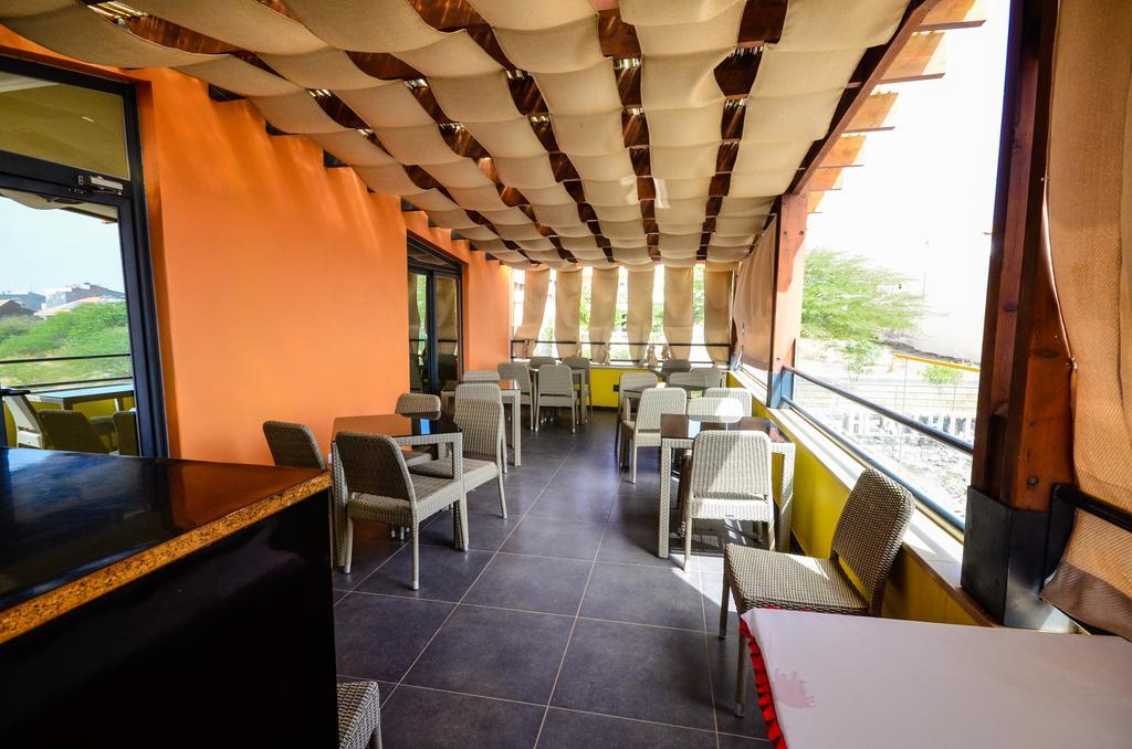 Vivi Hotel برايا المظهر الخارجي الصورة